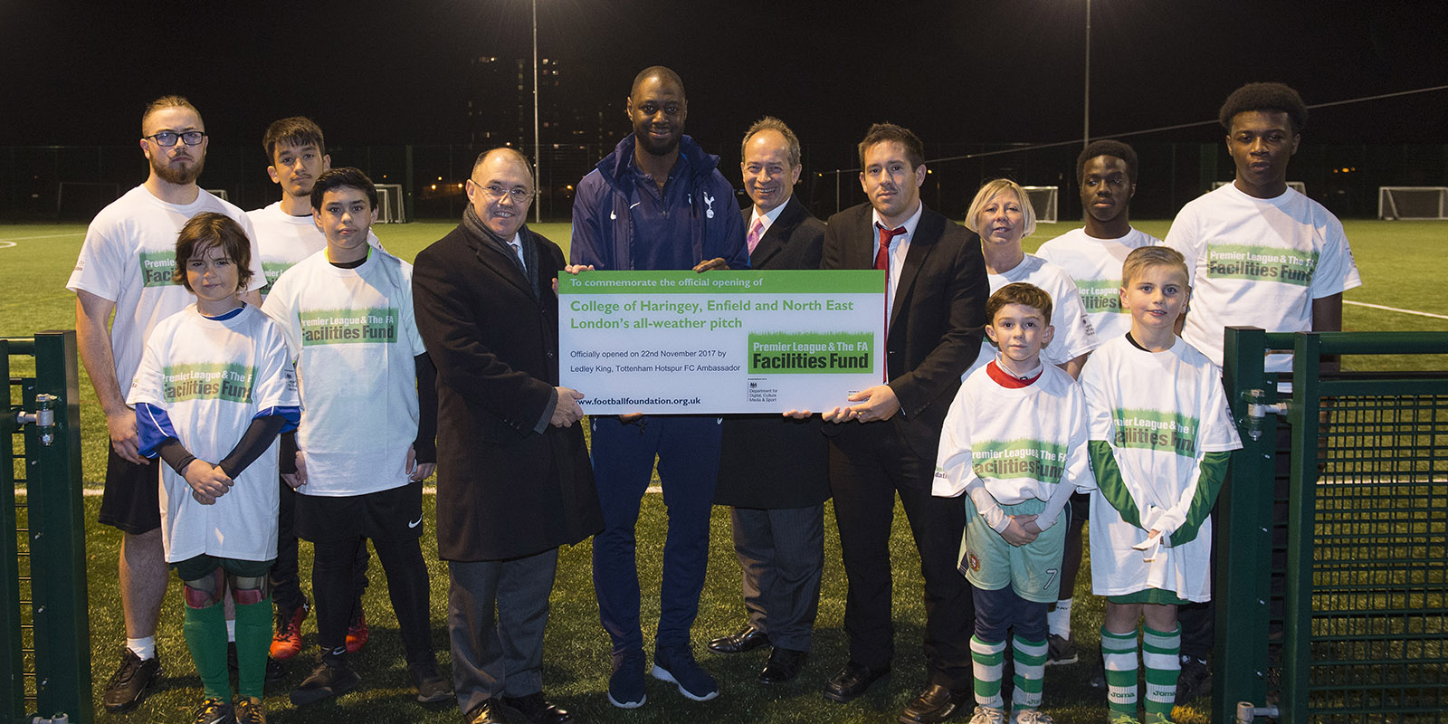Ledley King unveils the new all-weather pitch at The College of Haringey, Enfield and North East London 
