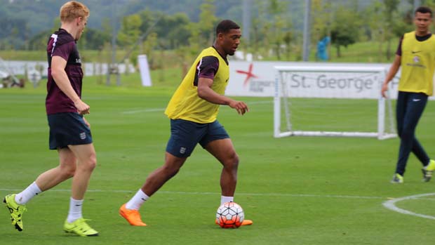 Jordon Ibe dribbles in training with England Under-21s.