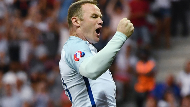 Wayne Rooney celebrates his penalty against Iceland
