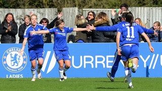 Fran Kirby celebrates after netting the late winner