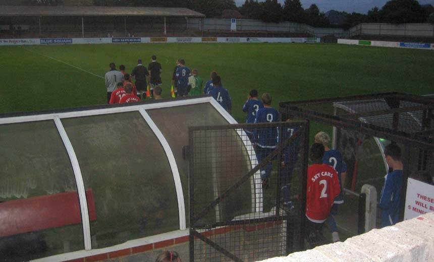Hayes & Yeading v Welling United