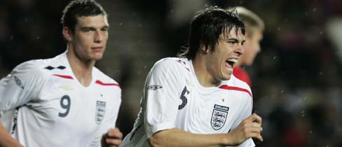 James Tomkins