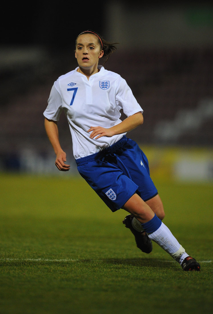 Lara Fay