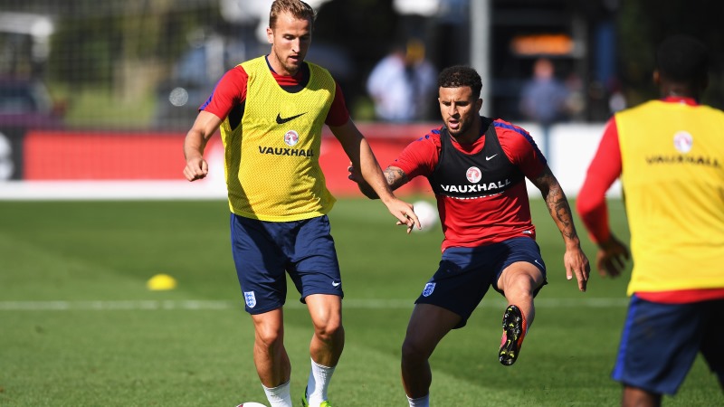 Harry Kane and Kyle Walker in training
