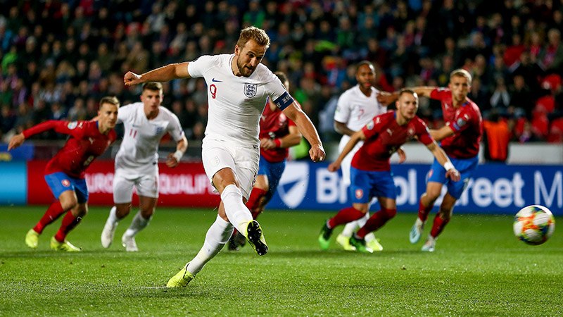 Czech Republic v England Harry Kane Penalty