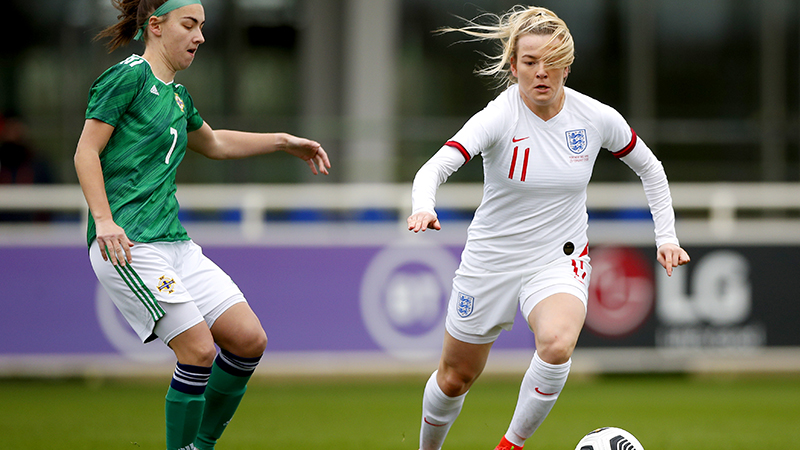 England's Lauren Hemp in action against Northern Ireland