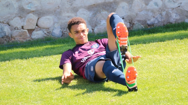 Trent Alexander-Arnold in training in La Serena