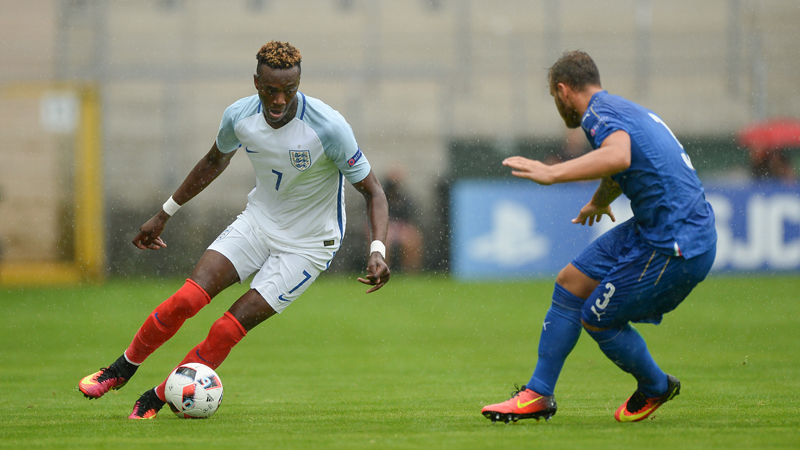 Tammy Abraham takes on the Italy defence in their Euro semi-final