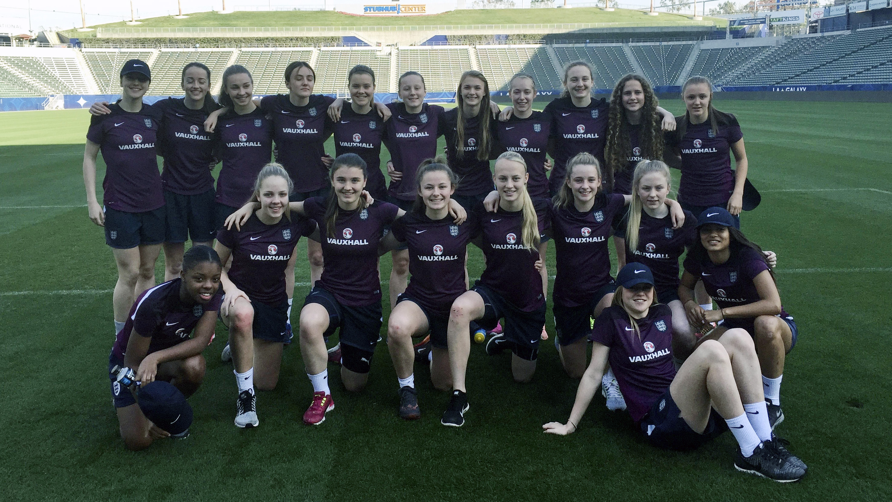 England U17s at the StubHub Center in Los Angeles