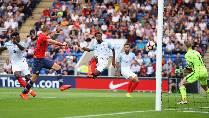 Nathaniel Chalobah smashes home England Under-21s