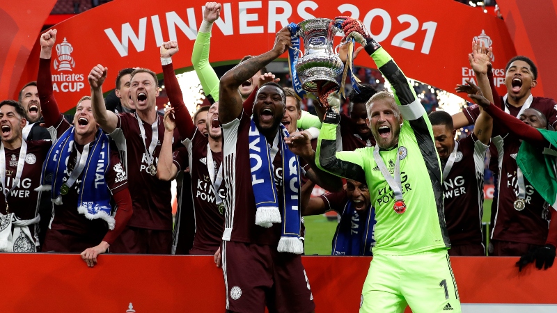 Foxes down Chelsea to claim FA Cup title